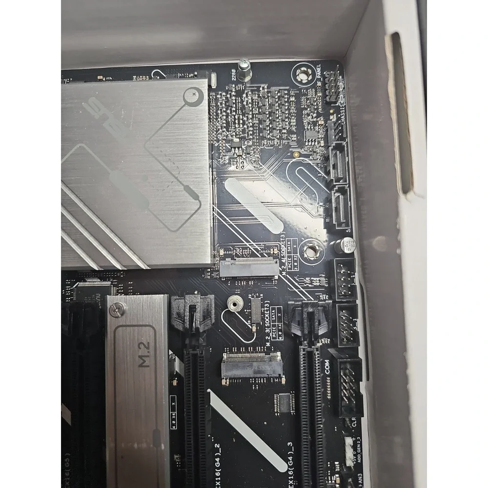 MSI MPG X870E CARBON WIFI7 ATX AMD AM5 DDR5 Gaming Motherboard